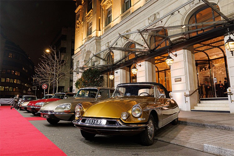 DS Automobiles, DS'in 70. yılını Retromobile 2025'te kutladı