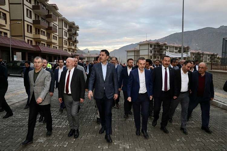 "Yeni Yusufeli'nde 3 bin 205 konutun anahtar teslimini yapıyoruz"