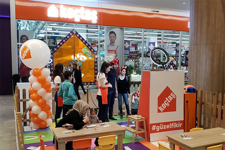 Koçtaş Emaar Square Mall mağazasını yeniledi