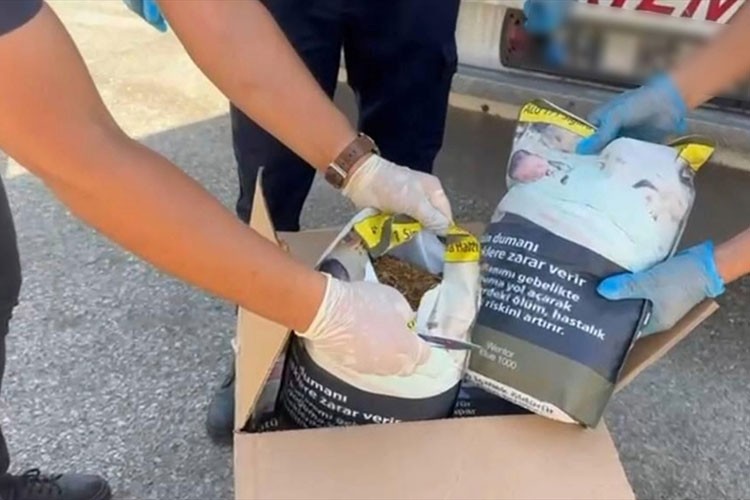 Adana'da 7,5 ton kaçak tütün ele geçirildi