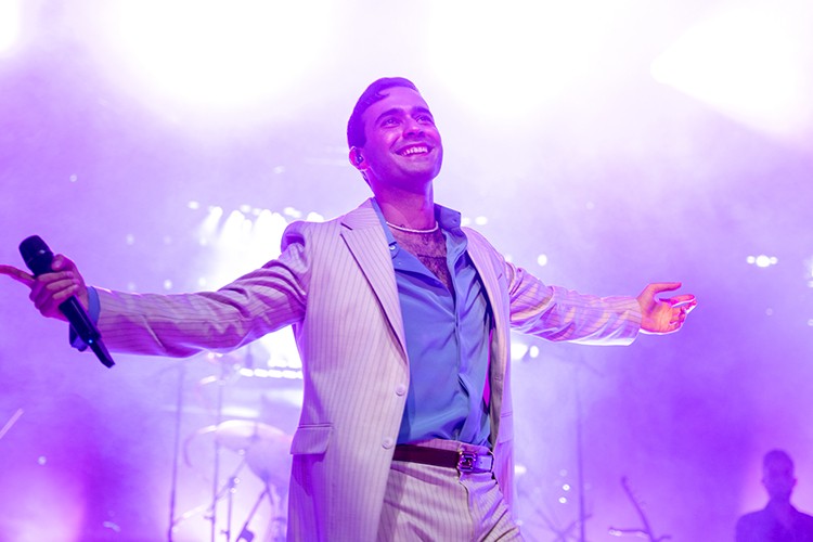 Mert Demir Harbiye Açıkhava sahnesinde müzikseverlerle buluşacak