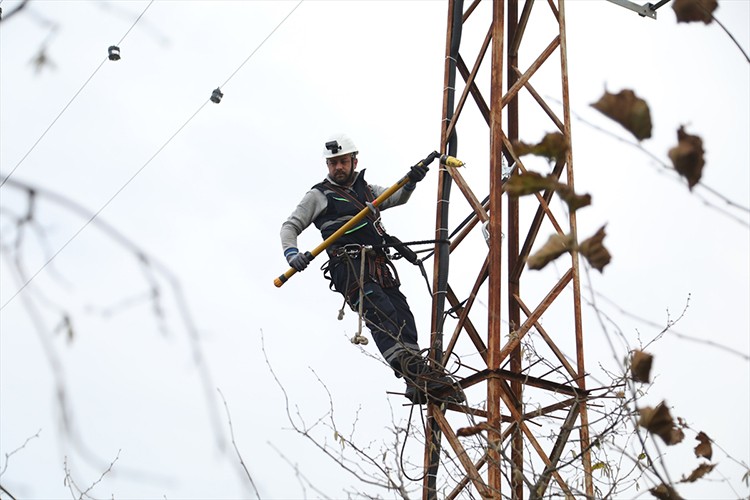 Çoruh EDAŞ, 14 milyar lirayı aşan yatırımla kesintisiz enerji hedefliyor