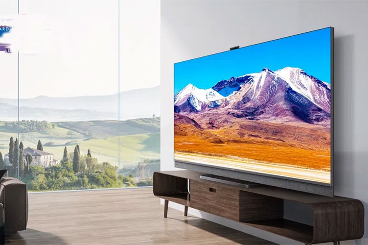 TCL, küresel televizyon sevkiyatlarında 3 kategoride zirveye yerleşti