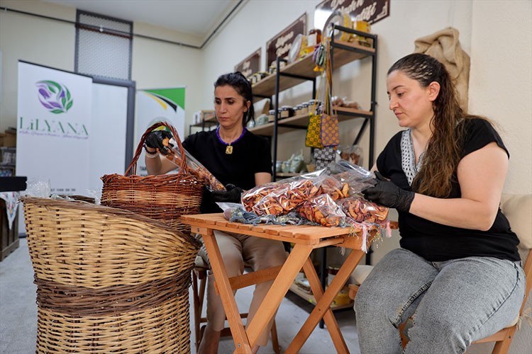 Yöresel ürünleri tüketiciyle buluşturuyorlar