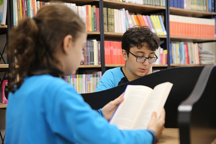 TDV'den 230 kütüphaneye kitap desteği