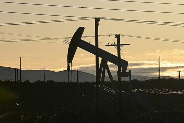 OPEC'in petrol üretimi Nisan'da günlük 48 bin varil azaldı