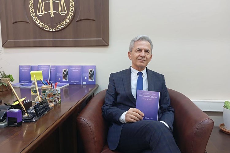 40 yıllık anılarını kitaplaştırdı