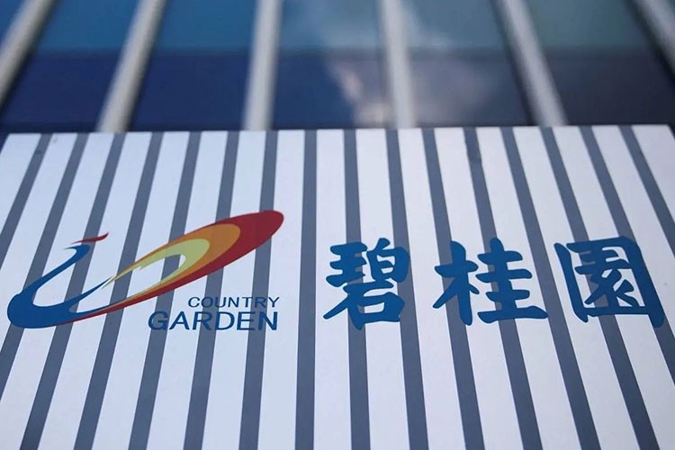 Temerrüde düşmekten son anda kurtuldu