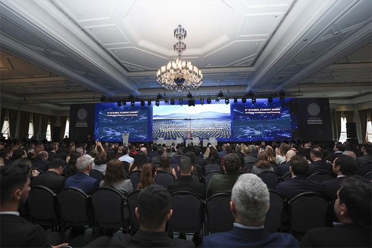 8. İstanbul Ekonomi Zirvesi başladı
