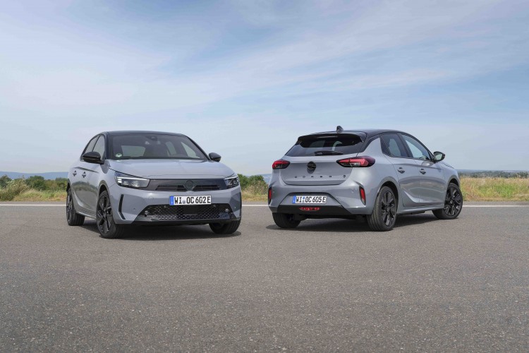 Opel Corsa Elektrik, Hollanda'da "2024 Yılının Elektrikli Aracı" Seçildi!