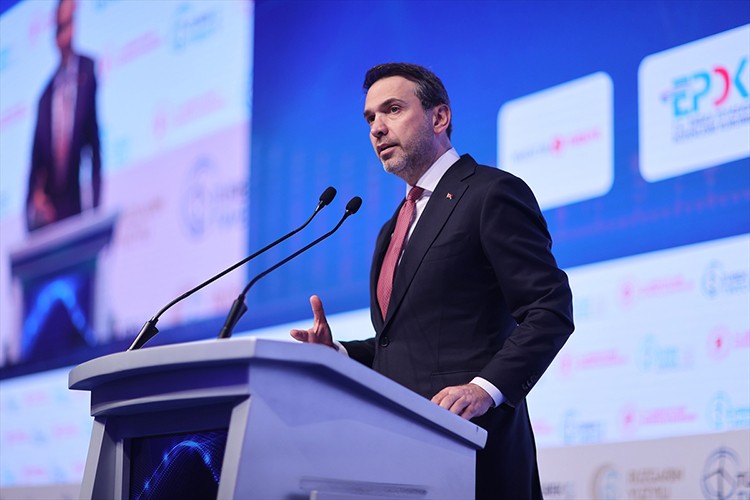 "Rüzgar enerjisi potansiyelimiz 150 bin megavata çıkabilecek"