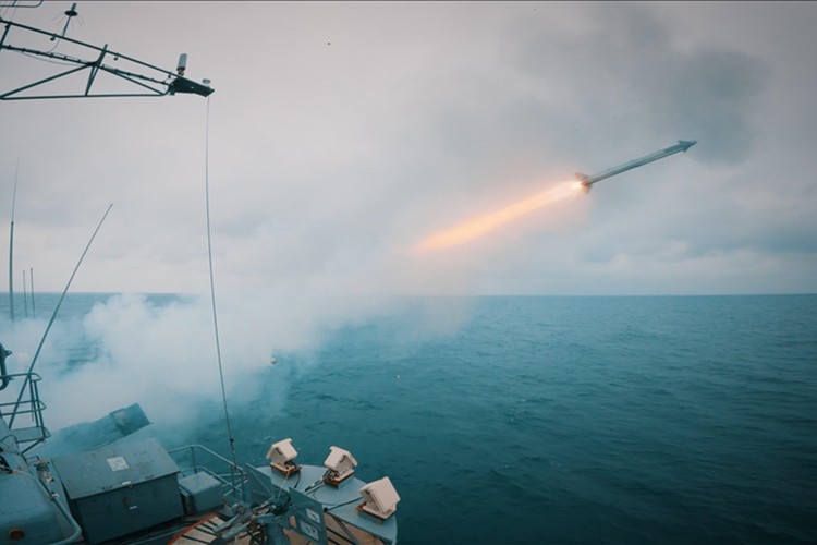 Göksur ile su üstü tehditlerine karşı güç