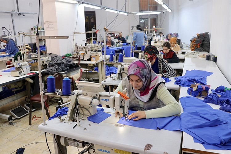 KOSGEB desteğiyle tekstil sektörüne girdi