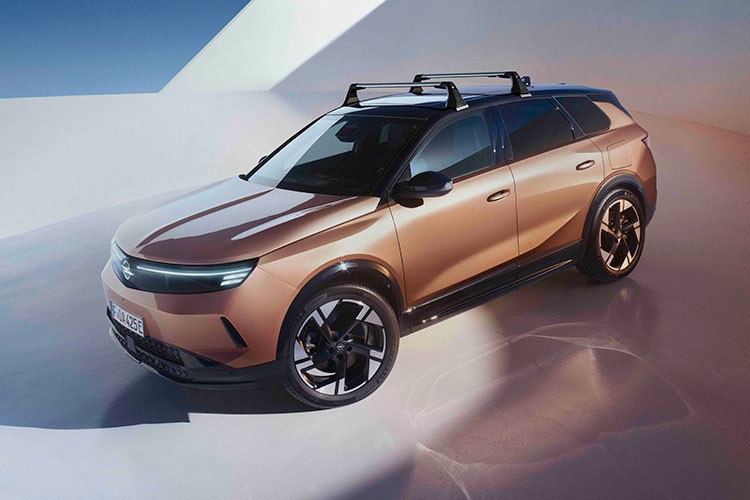 Kullanıcı dostu aksesuarları ile çok daha dikkat çekici