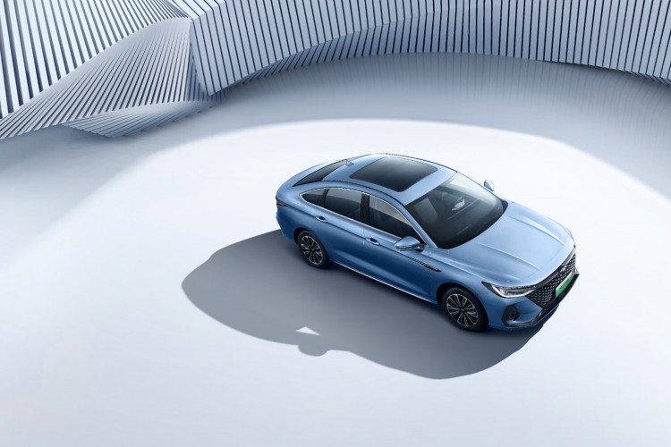 Chery Yenilikçi Hibrit Teknolojisiyle 1400 Kilometreden Fazla Menzil Sunuyor!