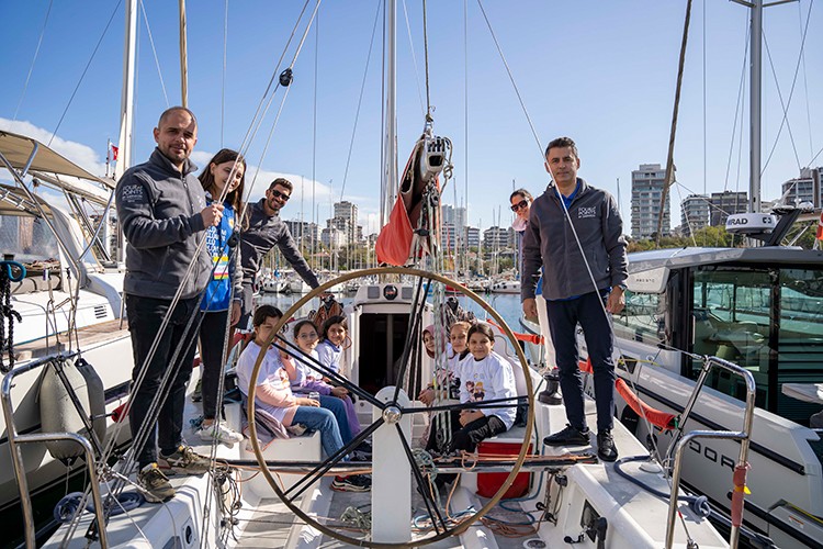 TEGV öğrencileri yelken ile buluştu