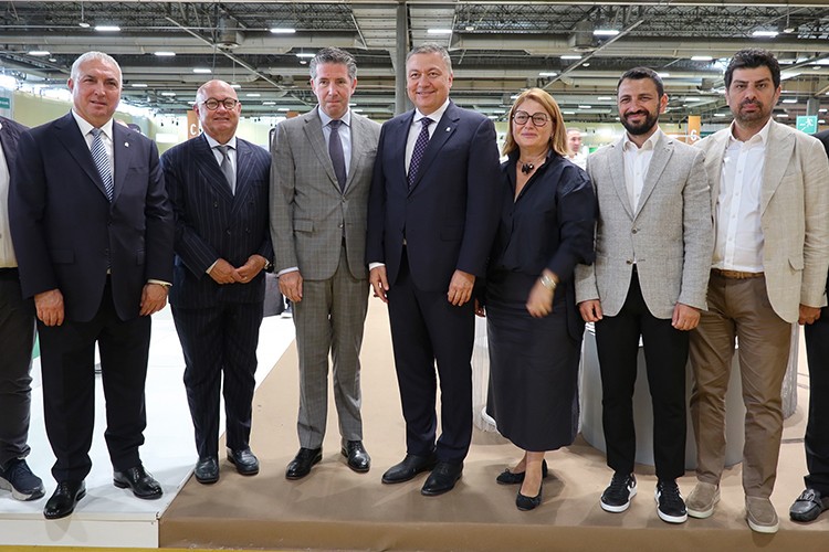 Türk tekstilcilerden Fransa'da sürdürülebilirlik vurgusu