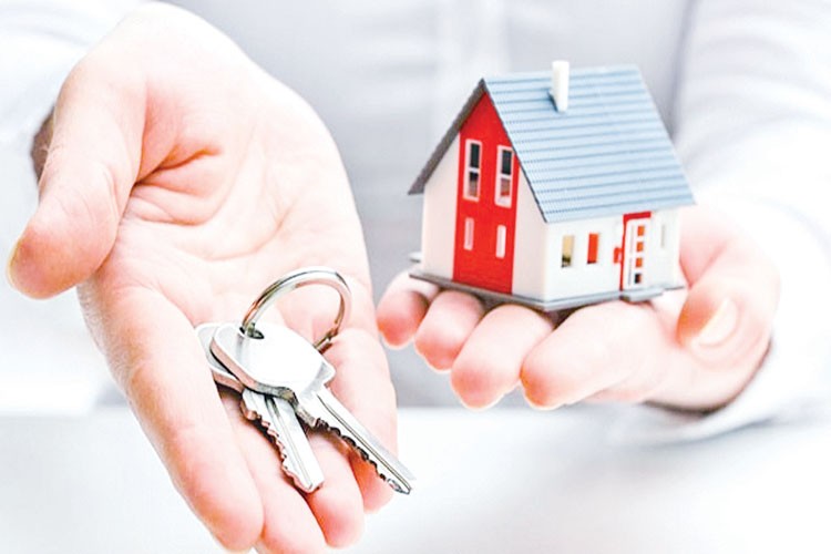 Emlakçılar kayıtsız çalışan yabancılardan şikayetçi