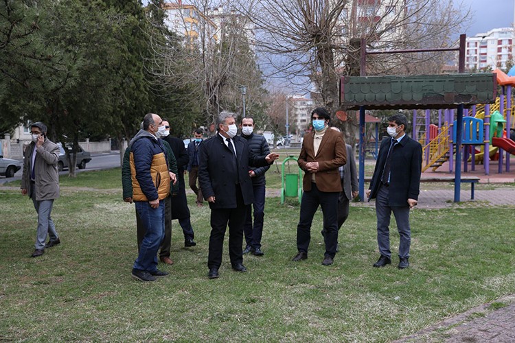 Başkan ihtiyaçları yerinde belirledi