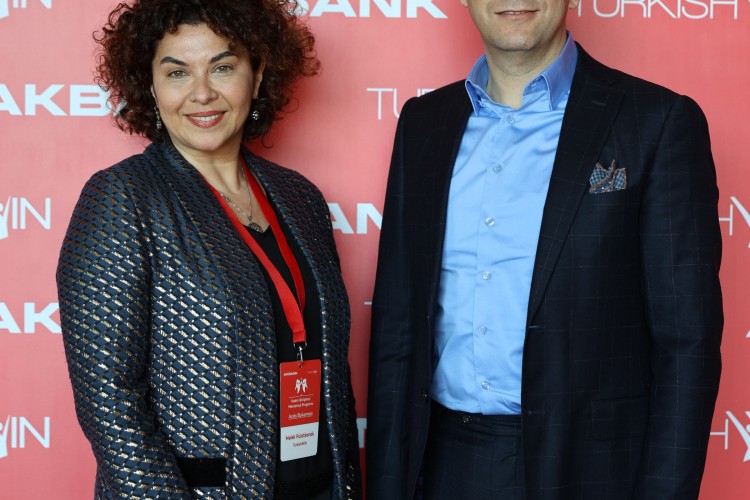 Akbank ve TurkishWIN İş Birliğinde BinYaprak Kadın Girişimci Mentorluk Programı Başladı