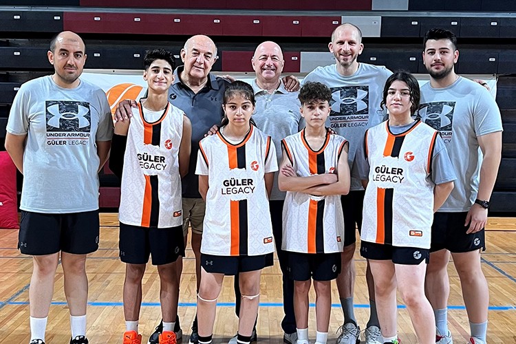 TEGV Cizre Öğrenim Birimi çocukları Güler Legacy'nin basketbol kampına katıldı