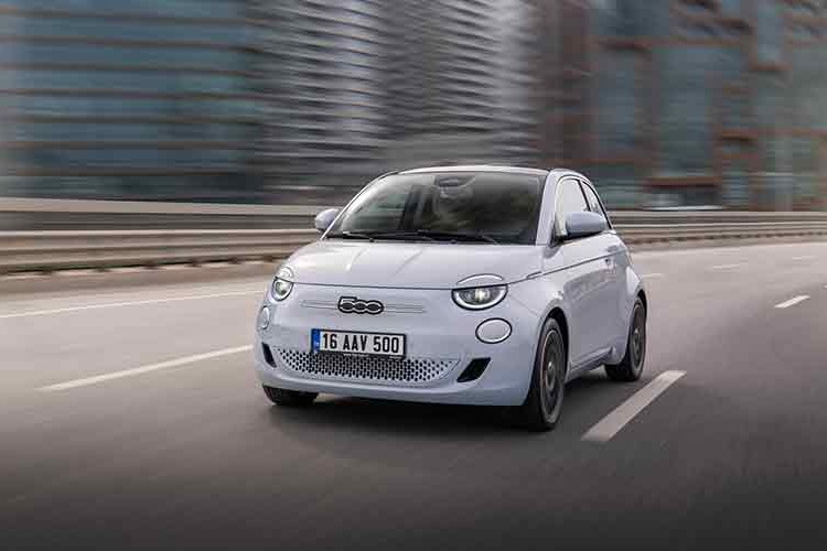 Elektrikli FIAT 500e Türkiye'de
