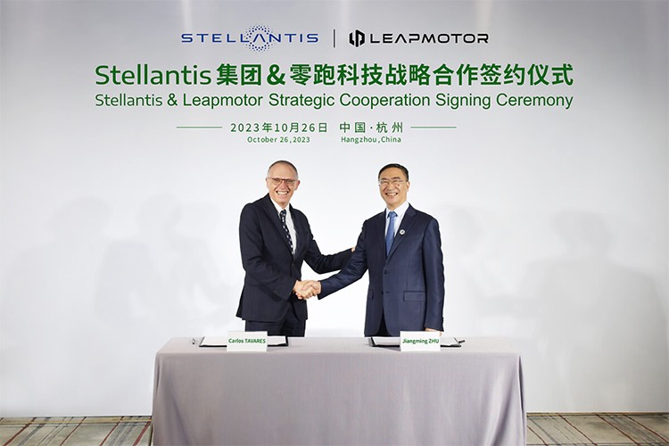 Stellantis 1,5 Milyar Euro Yatırımla Çinli Leapmotor'un Stratejik Hissedarı Oldu