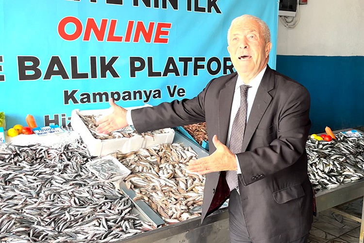 Hamsinin kilosu 89 liraya düştü