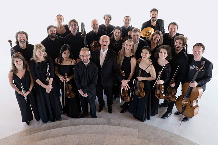 Nisan Ayında İş Sanat'ta Yıldızlar Geçidi