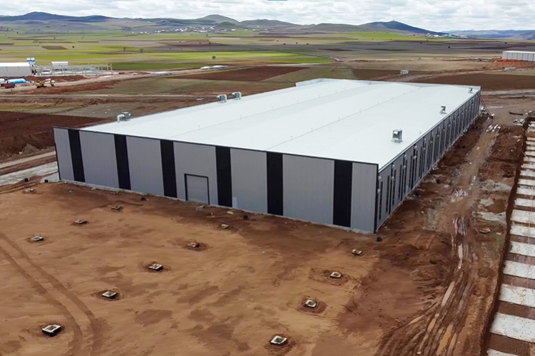 Sivas fabrikasını büyütmek için ilk adımı attı