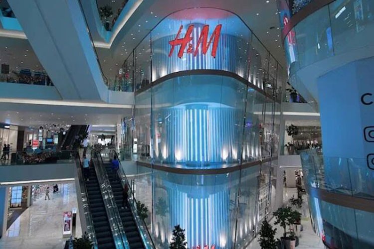 H&M'den güçlü ilk yarı karnesi