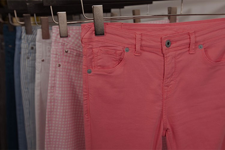 DeFacto'dan erkeklere özel "Non Denim" koleksiyonu