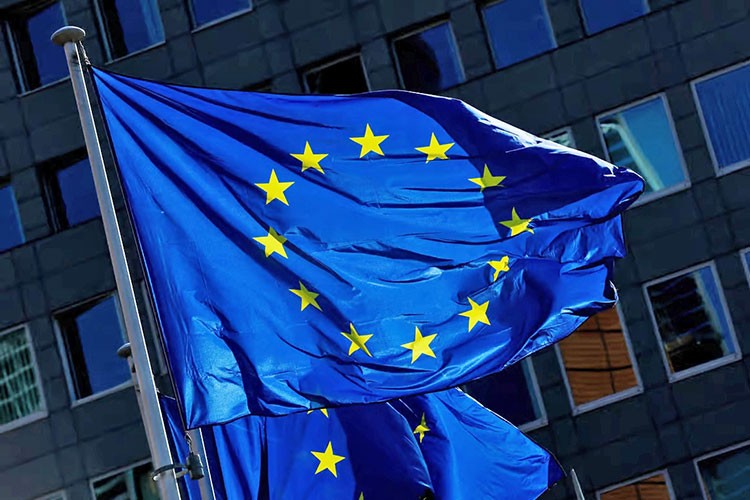 AB'de yatırımcı güveni ağustosta hızlı geriledi