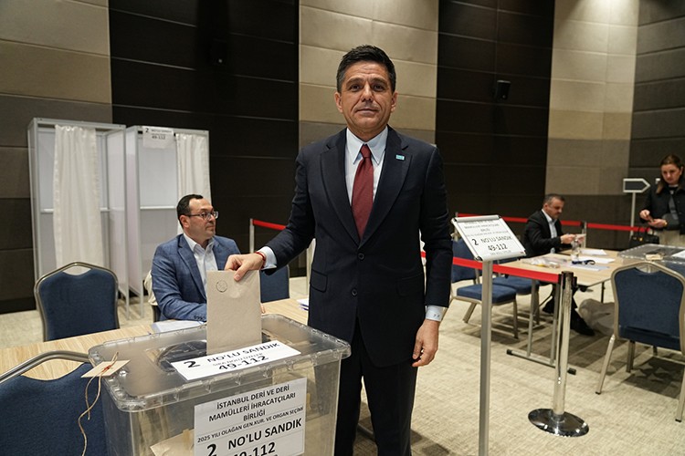 Deri ve deri mamulleri sektörü Güven Karaca ile devam dedi