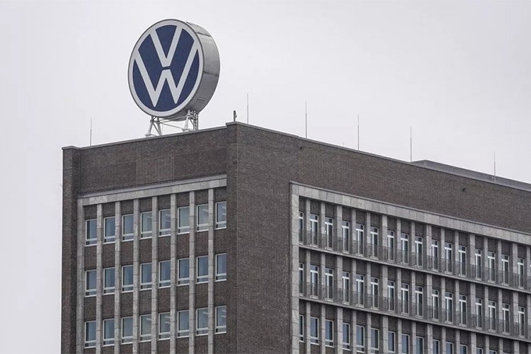 Sendika, Volkswagen'de grev uyarısında bulundu