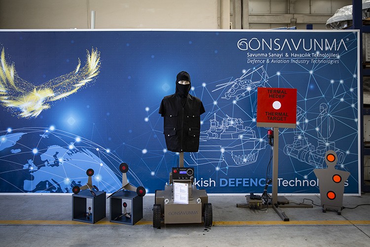 Keskin nişancılar ilk sınavı "robot hedefe" karşı verecek