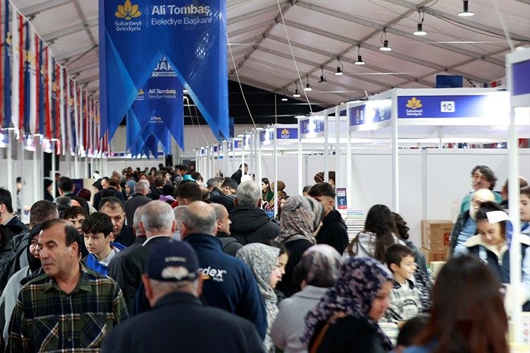 9. Sultanbeyli Kitap Fuarı başladı