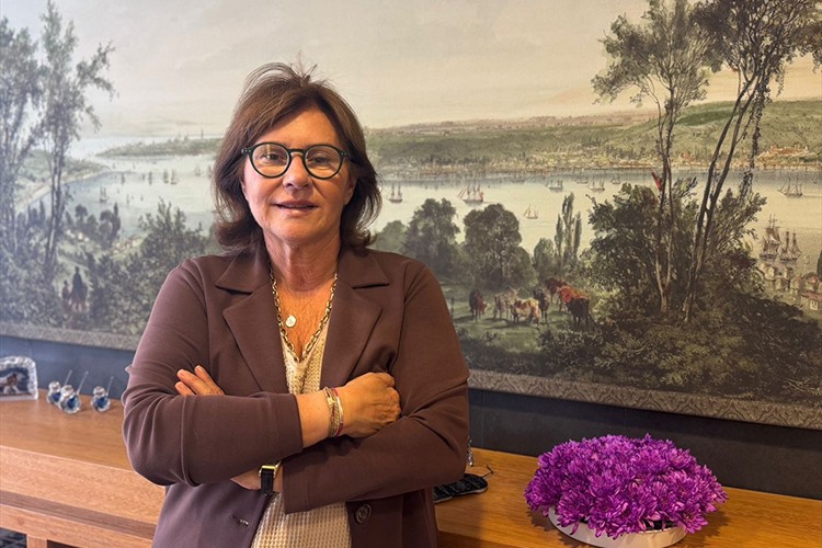 Türk turizmi 63 milyar dolarlık gelir hedefini koruyor