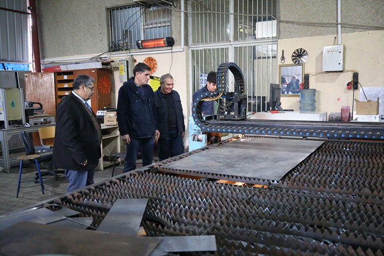 Hatay'da "fabrika gibi çalışan okul"