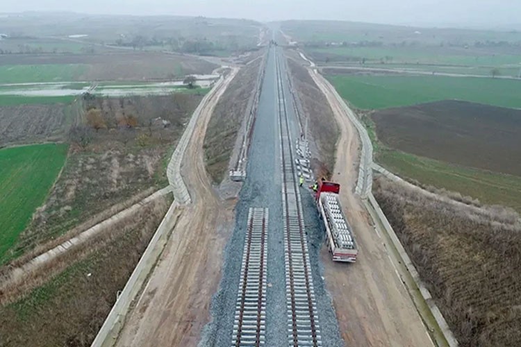 Bölgesel demir yolu projesine 2,4 milyar avroluk finansman