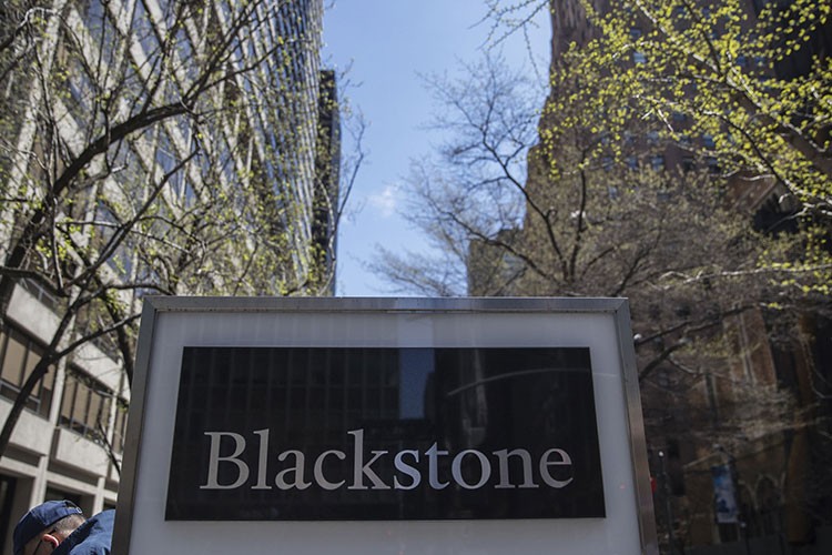 Blackstone, Gemoloji Enstitüsü'nü aldı