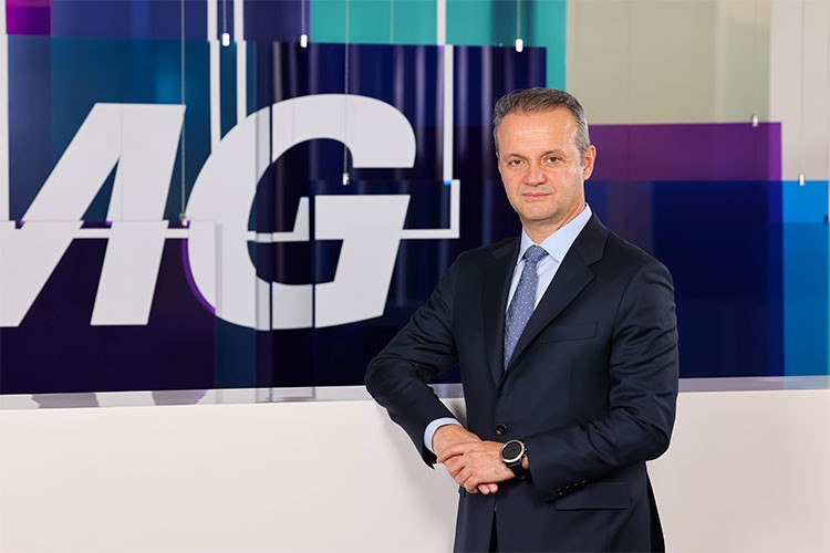 "Yapay zekânın iş gücü üzerinde zararlı bir etkisi yok"