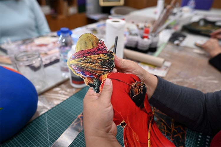 Kadınların el işi ürünleri satışa sunuldu