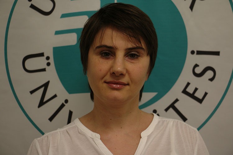 Yoğun iş yükü, hemşireleri fiziksel ve ruhsal olarak yıpratıyor