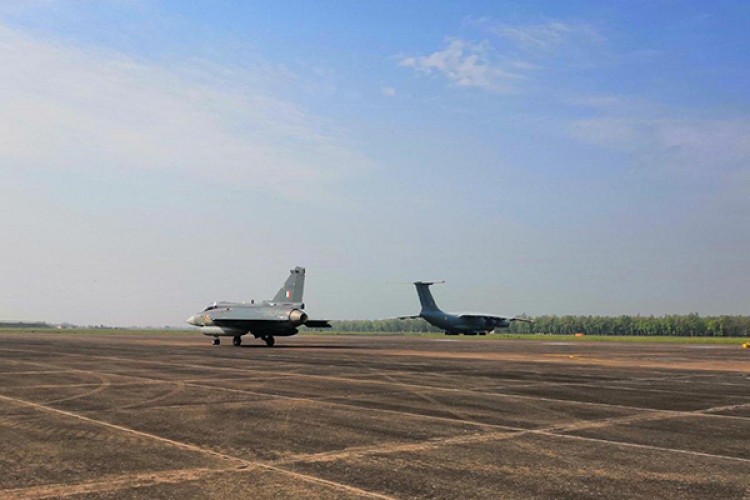 Savunmanın liderlerinden Malezya'ya çıkarma