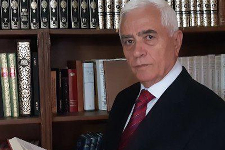 Hakkı Yılmaz'dan İslam dünyasına çarpıcı uyarı