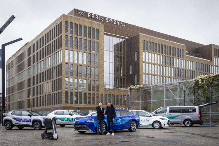 Toyota'nın Gelişmiş Mobilite Araçları Paris 2024 için Yerini Almaya Başladı