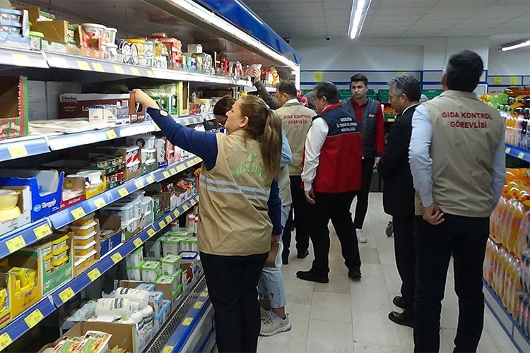 "Limon suyu" görünümlü ürünlere karşı denetim yapıldı