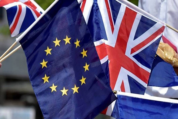 AB'den ingiltere'ye ihlal suçlaması