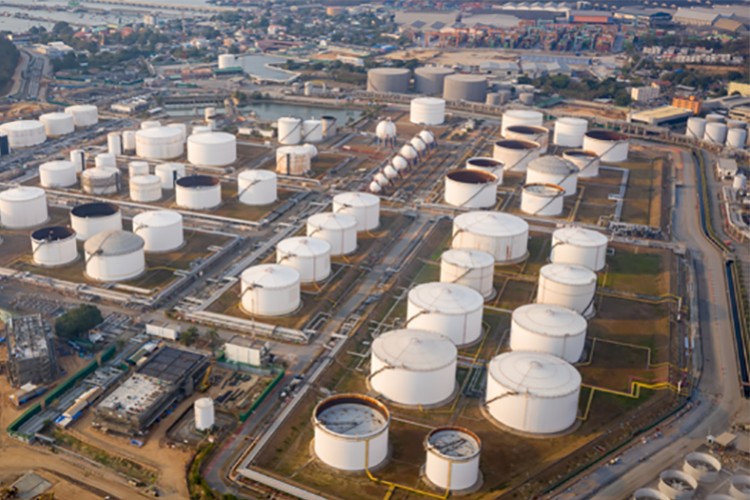 ABD'nin ticari ham petrol stokları düştü